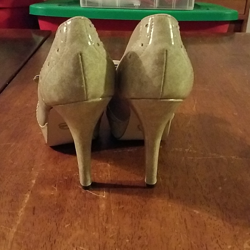 Madden Girl platform heels - Picture 3 of 5